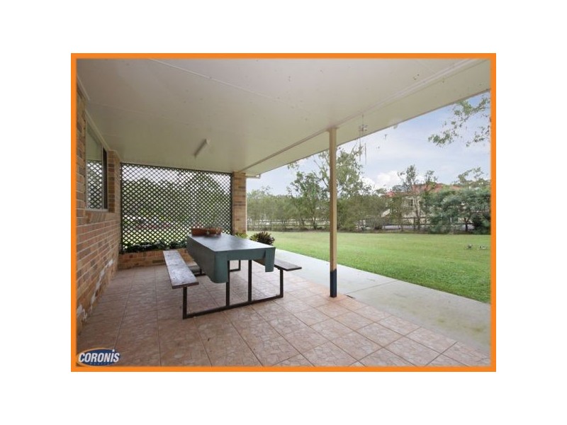 106 Wattlebird Drive, Elimbah QLD 4516