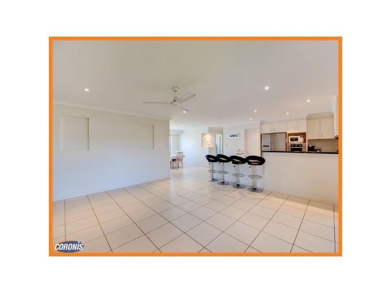 6 Dewdrop Place, Ningi QLD 4511