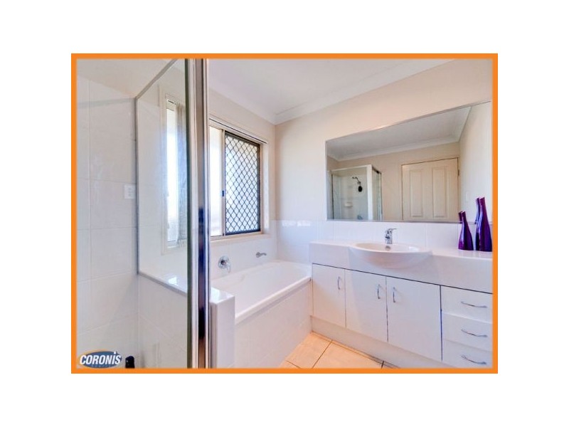 6 Dewdrop Place, Ningi QLD 4511