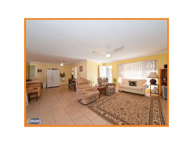 7 Barcrest Court, Crestmead QLD 4132