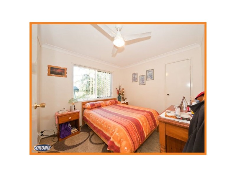 7 Barcrest Court, Crestmead QLD 4132