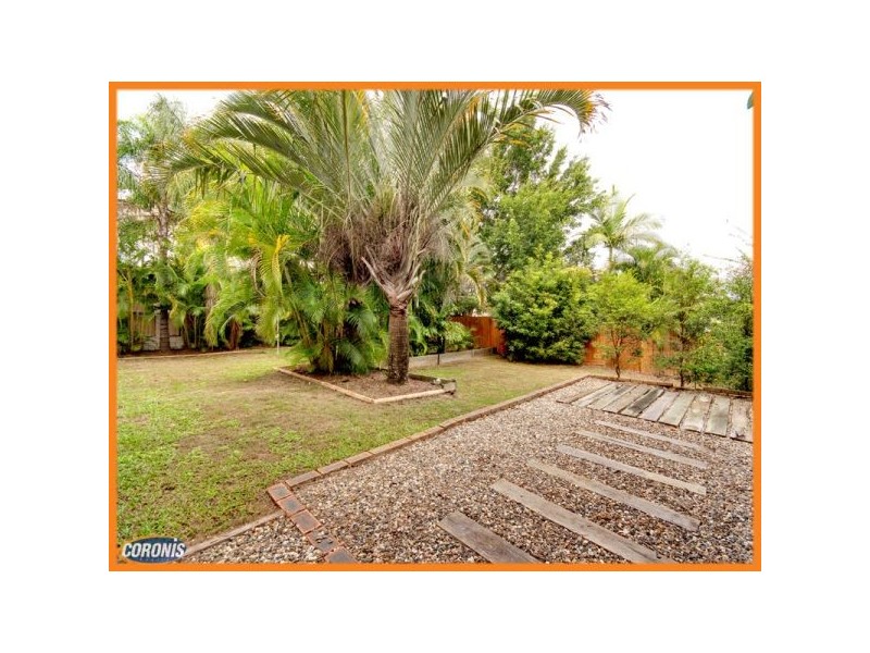 26 Arunga Street, Petrie QLD 4502