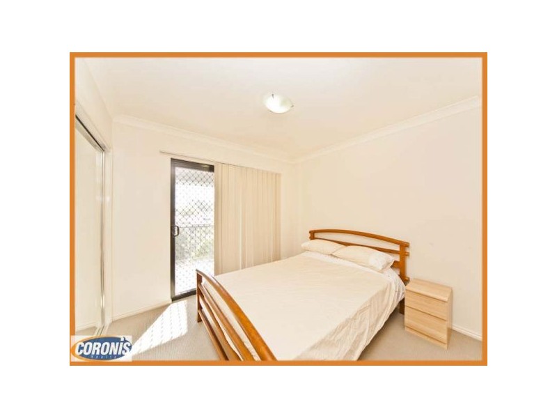 8/215 Pickering Street, Enoggera QLD 4051