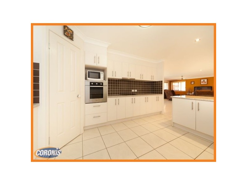 30 Gecko Place, Ningi QLD 4511