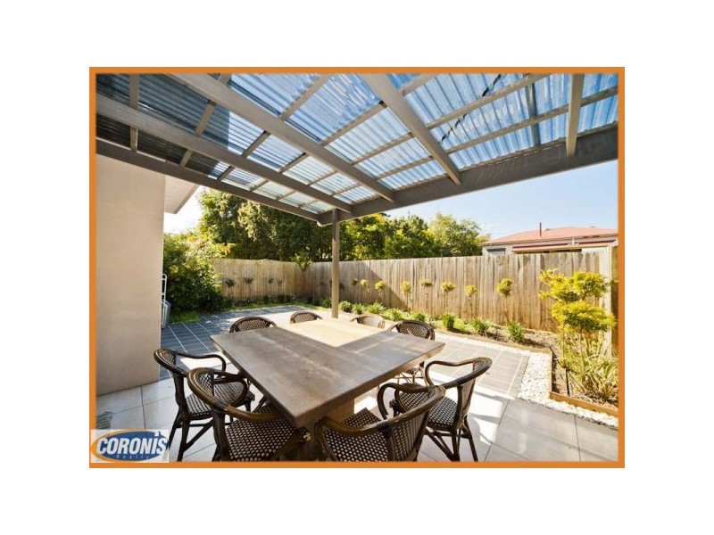 2/85 Nudgee Road, Hamilton QLD 4007