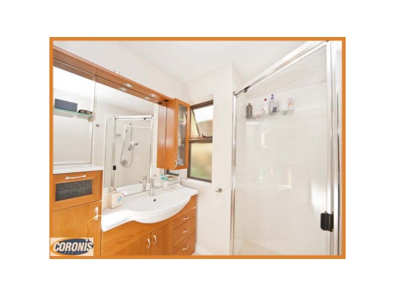 2/85 Nudgee Road, Hamilton QLD 4007