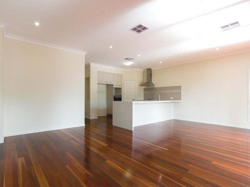 54 Wyena Street, Camp Hill QLD 4152