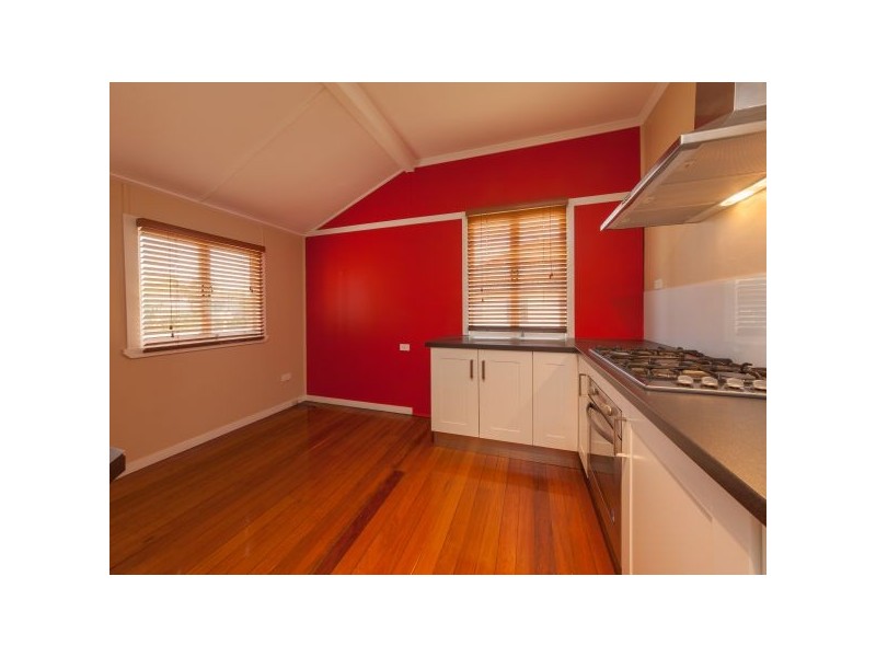 77 Bundah Street, Camp Hill QLD 4152