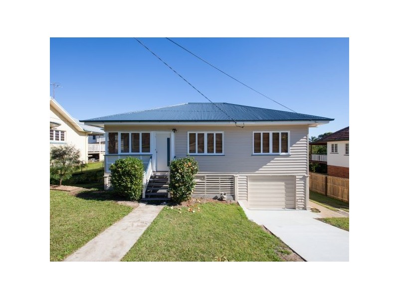 77 Bundah Street, Camp Hill QLD 4152