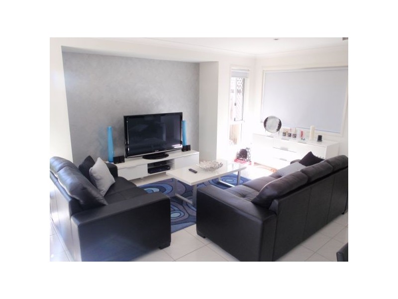 16 Shimao Circuit, North Lakes QLD 4509