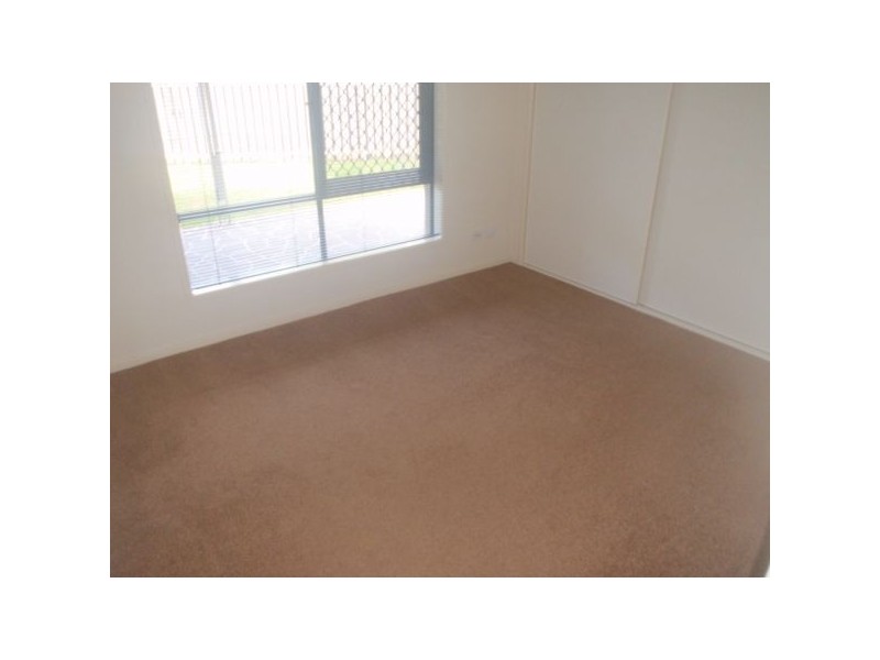 37 Douglas Cct, North Lakes QLD 4509