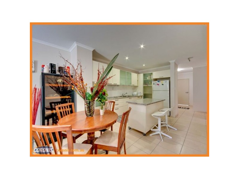 2/85 Nudgee Road, Hamilton QLD 4007