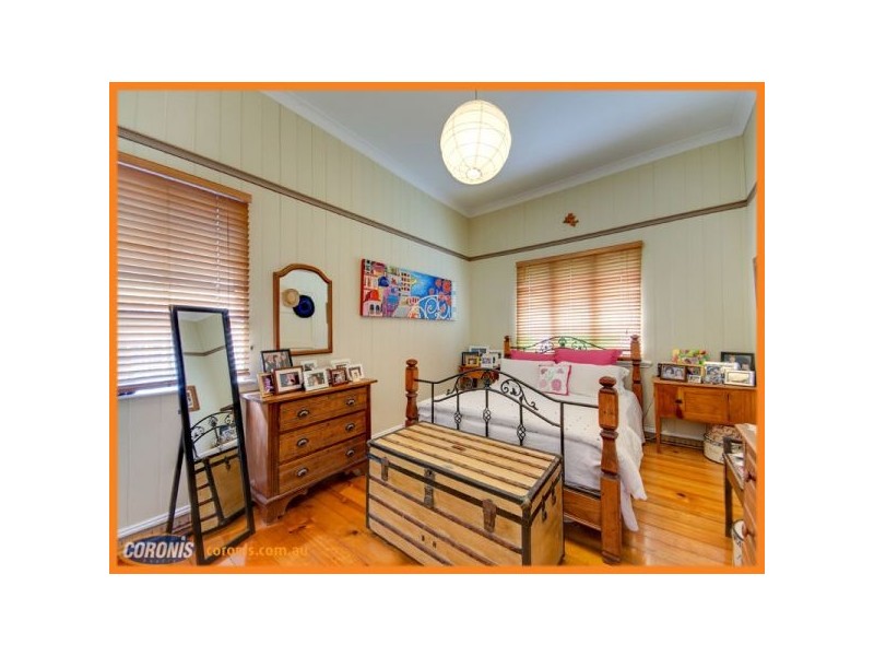 16 Somerset Street, Windsor QLD 4030