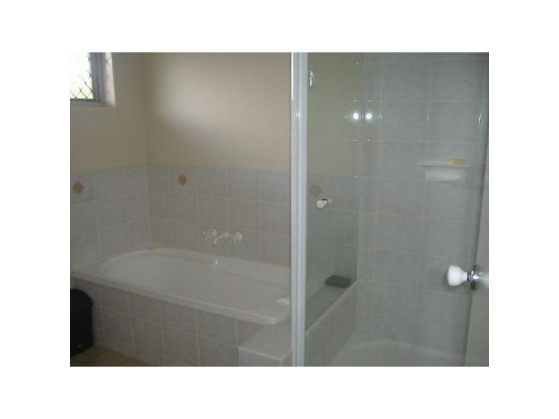 16 Lavender Court, Bray Park QLD 4500