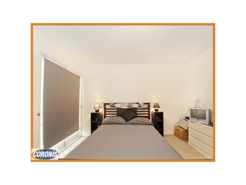 5 Roseglen Street, Greenslopes QLD 4120