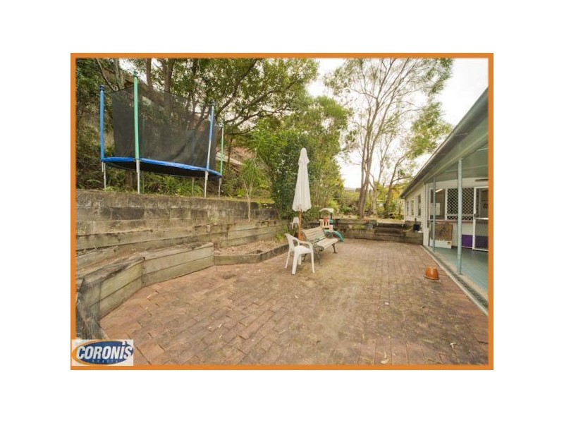 5 Roseglen Street, Greenslopes QLD 4120