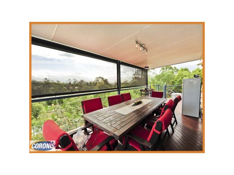 17 Valerie Close, Edens Landing QLD 4207