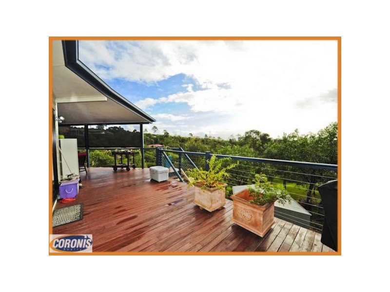 17 Valerie Close, Edens Landing QLD 4207