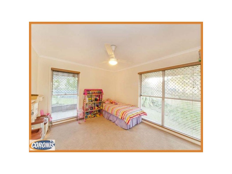 17 Pinnacle Place, Belmont QLD 4153