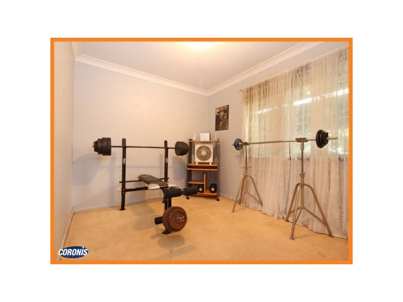 10 Poplar Place, Kallangur QLD 4503