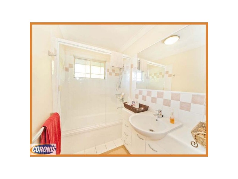 27/360 Simpsons Road, Bardon QLD 4065