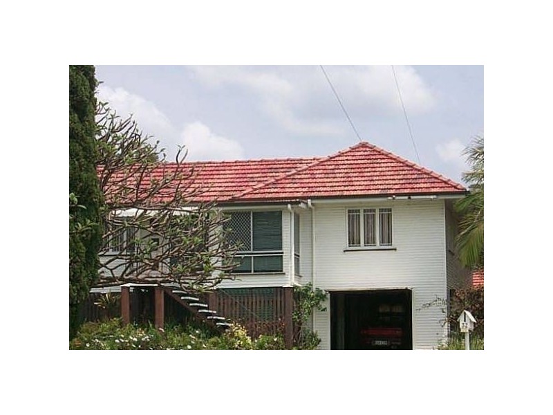 32 Vaucluse Street, Wavell Heights QLD 4012