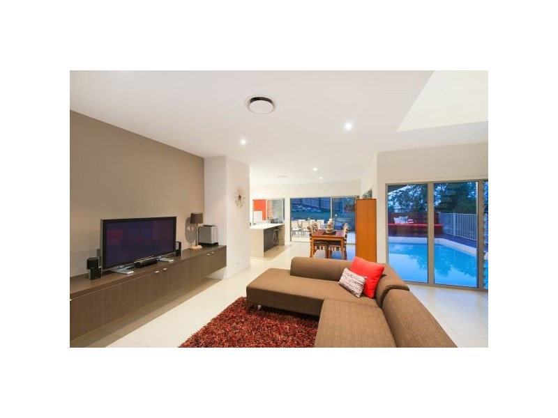 3 Naturesque Close, Mitchelton QLD 4053