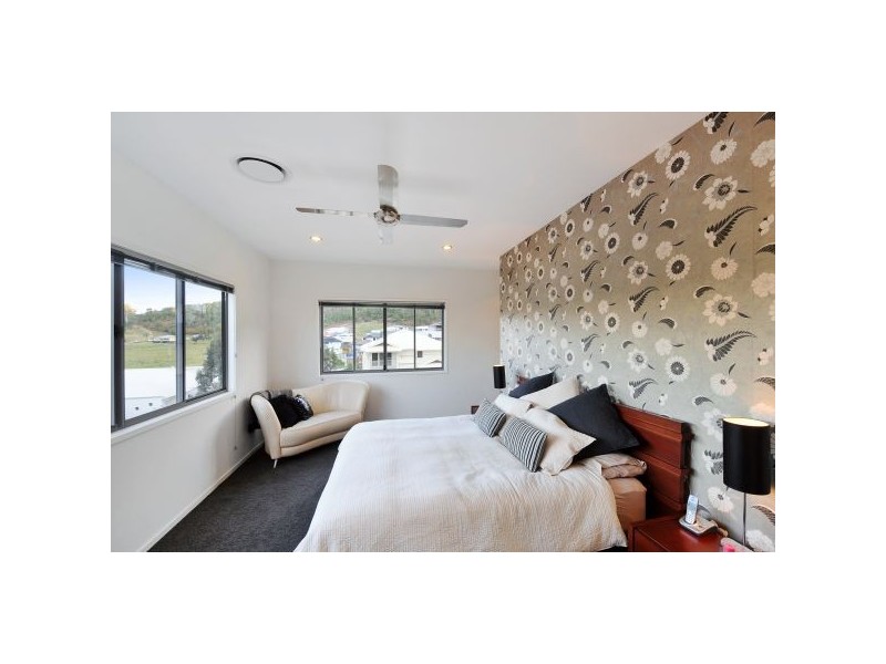 3 Naturesque Close, Mitchelton QLD 4053