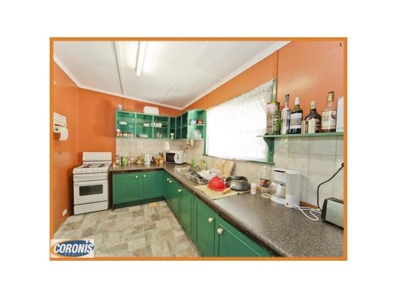 12 Gracemere Street, Newmarket QLD 4051