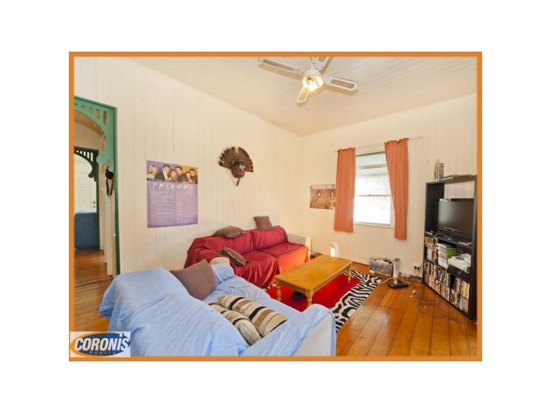 12 Gracemere Street, Newmarket QLD 4051