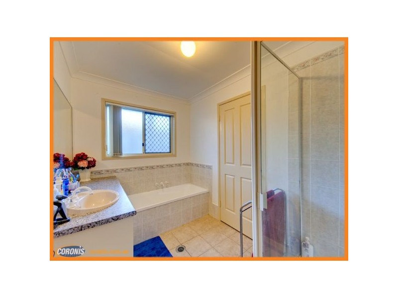 37 Raffindale Avenue, Dakabin QLD 4503