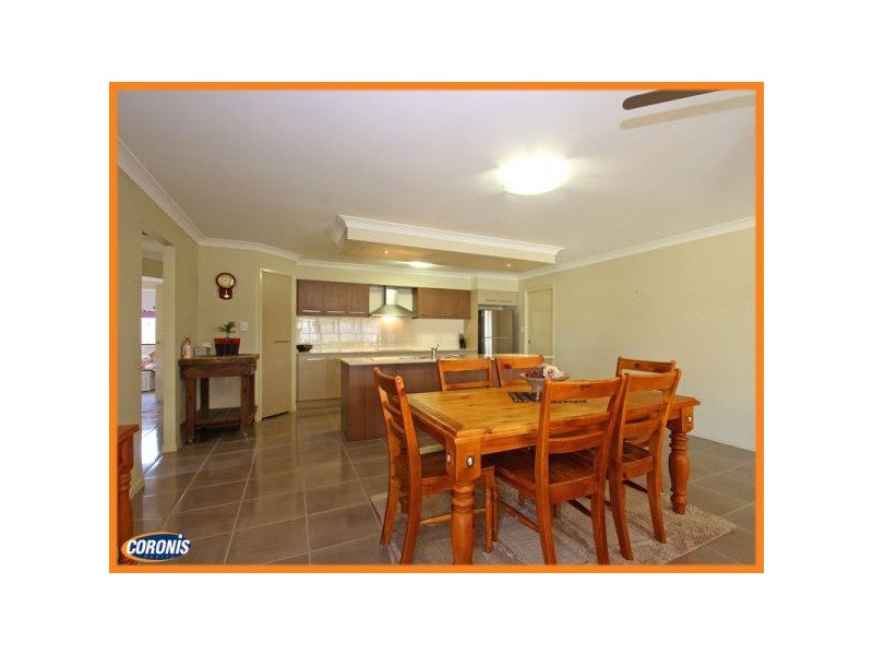 7 Azure Place, Narangba QLD 4504
