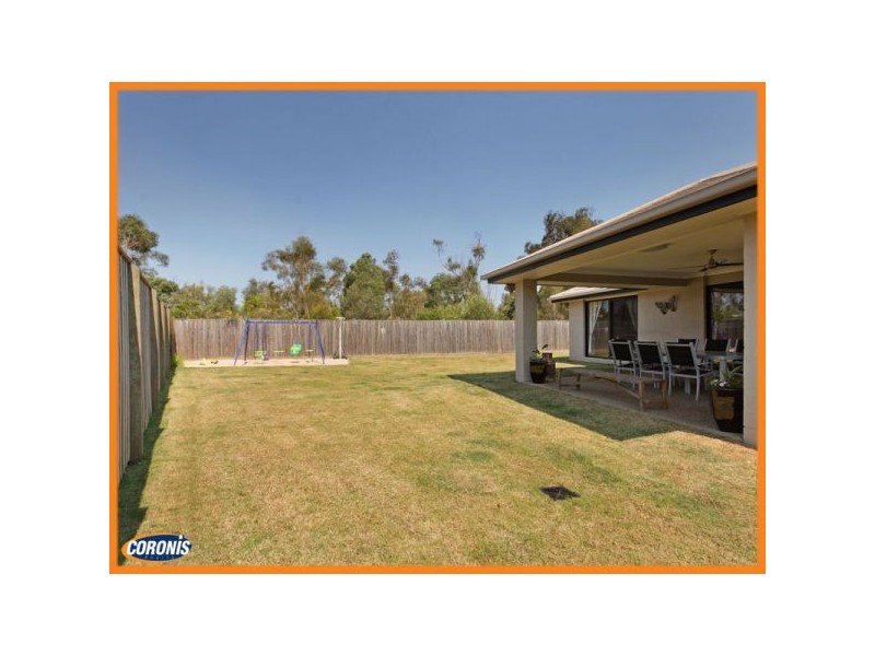 7 Azure Place, Narangba QLD 4504