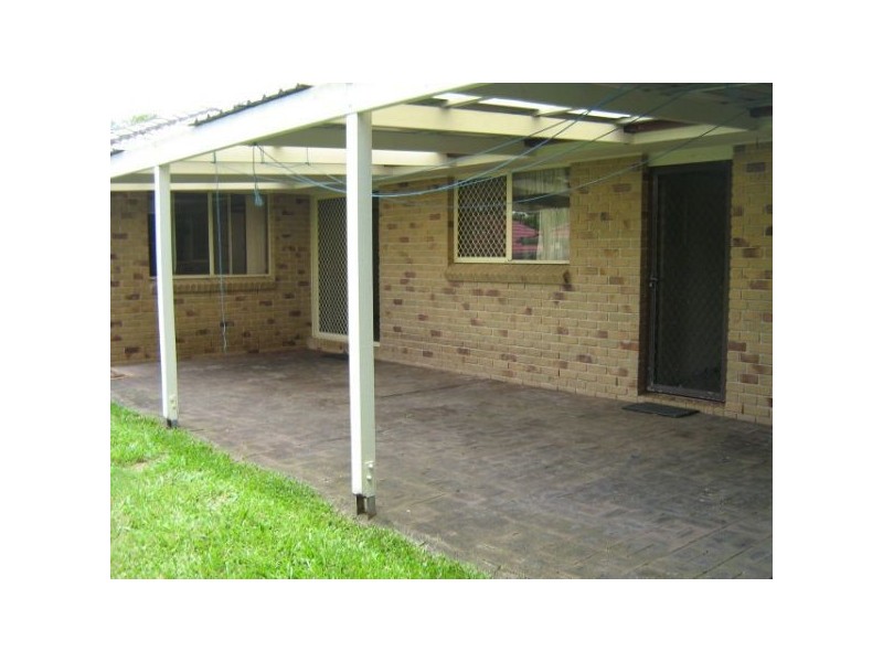 18 Talbot Drive, Kallangur QLD 4503