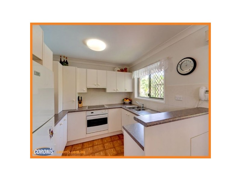 6 Barney Street, Arana Hills QLD 4054