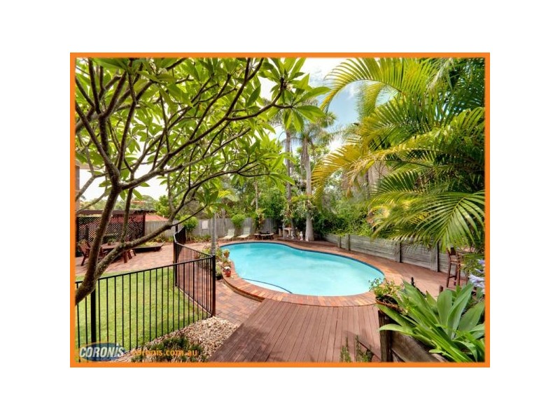 6 Barney Street, Arana Hills QLD 4054