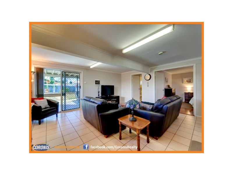 8 Maurice Street, Kallangur QLD 4503