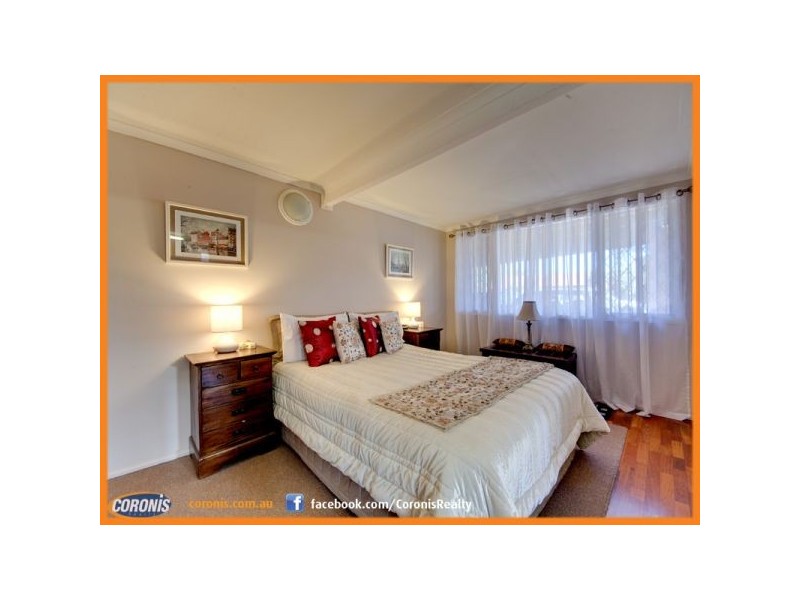 8 Maurice Street, Kallangur QLD 4503