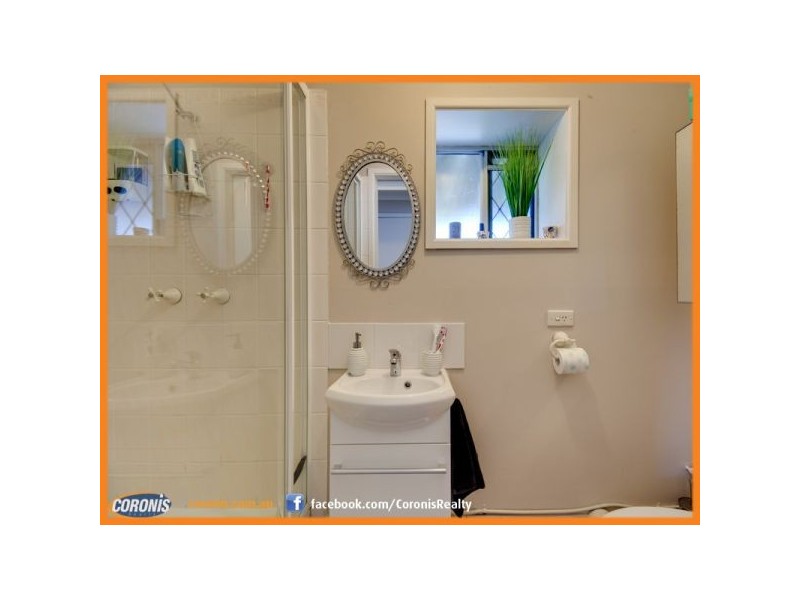 8 Maurice Street, Kallangur QLD 4503