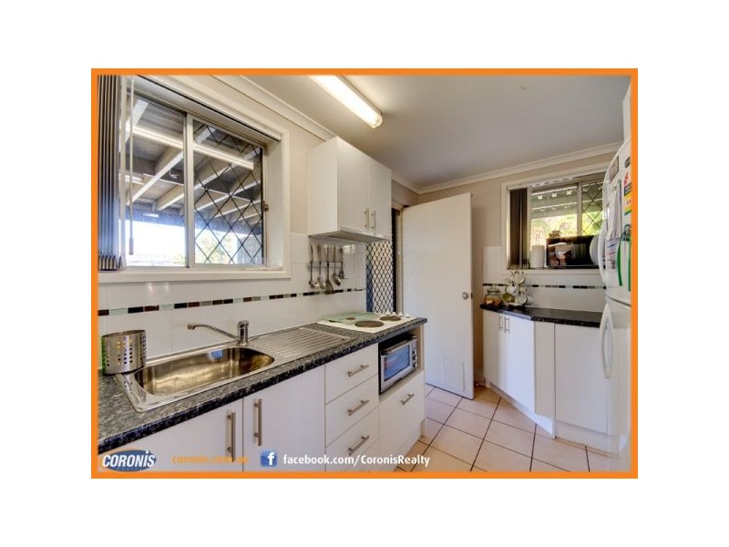 8 Maurice Street, Kallangur QLD 4503