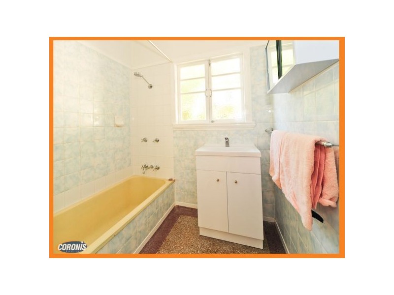 31 Ernest Street, Manly QLD 4179