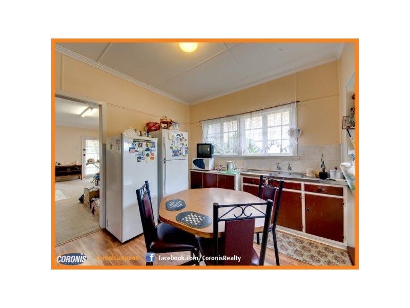 33 Ernest Street, Manly QLD 4179