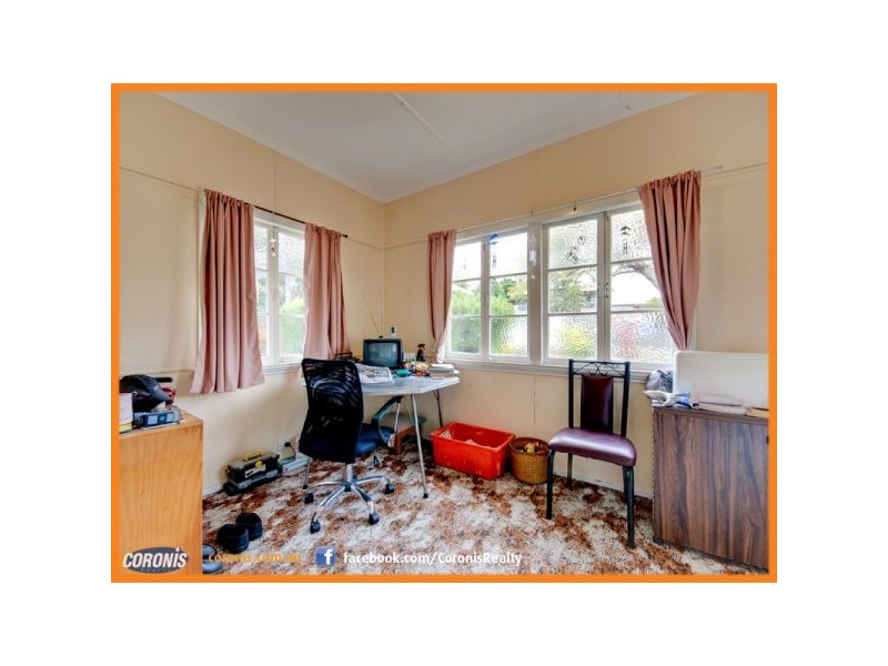 33 Ernest Street, Manly QLD 4179