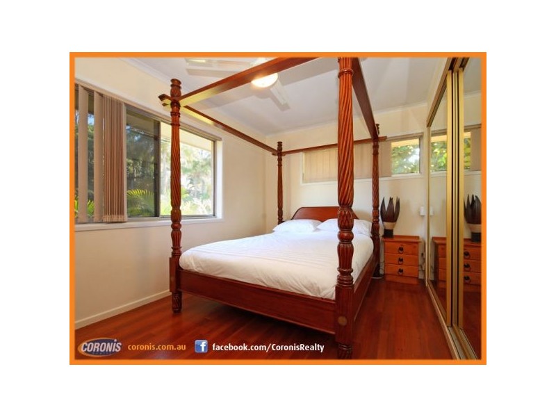 12 Mona Vale Way, Petrie QLD 4502