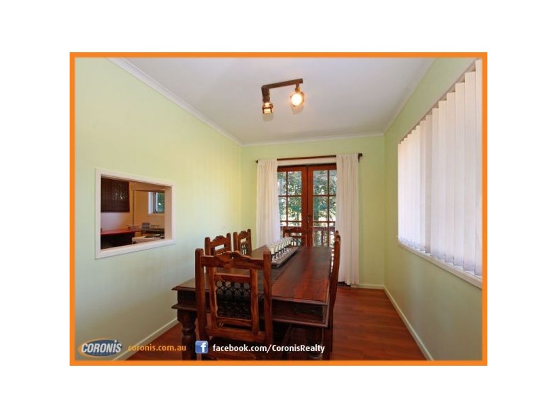 12 Mona Vale Way, Petrie QLD 4502