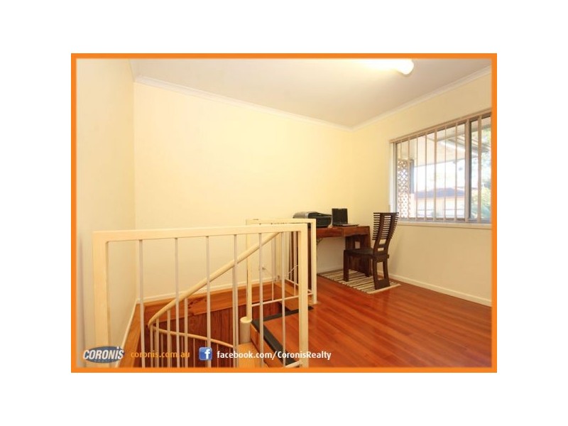 12 Mona Vale Way, Petrie QLD 4502