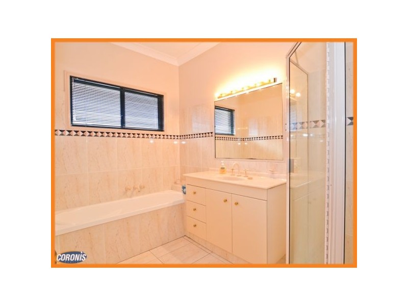 104 Kingsley Terrace, Manly QLD 4179