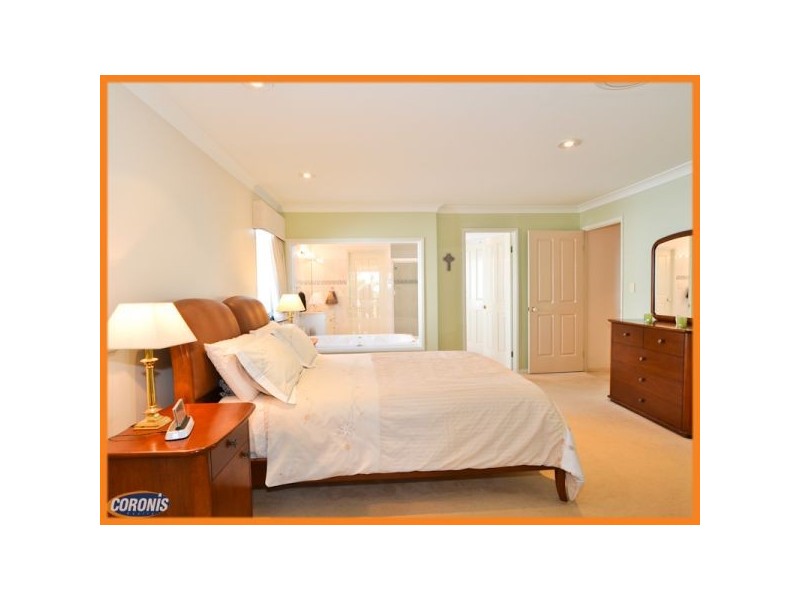 104 Kingsley Terrace, Manly QLD 4179
