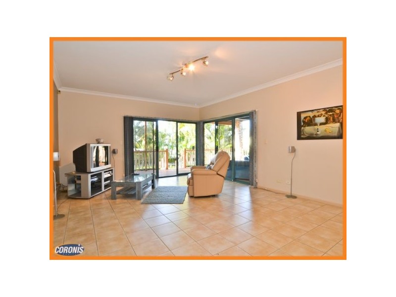 104 Kingsley Terrace, Manly QLD 4179