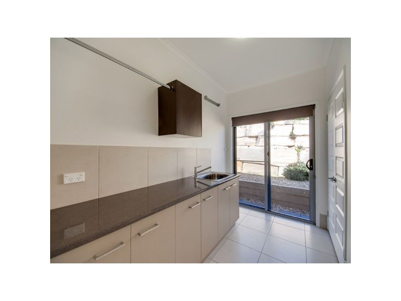 7 Anna Court, Cashmere QLD 4500